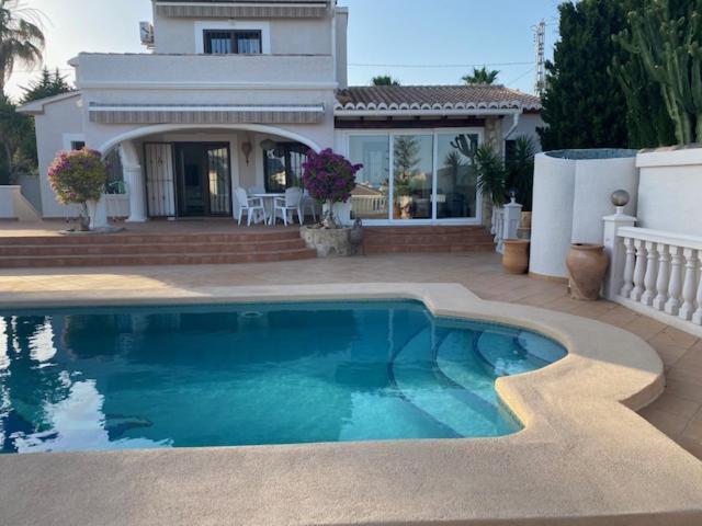 The Best Holiday Villa Калпе Екстериор снимка
