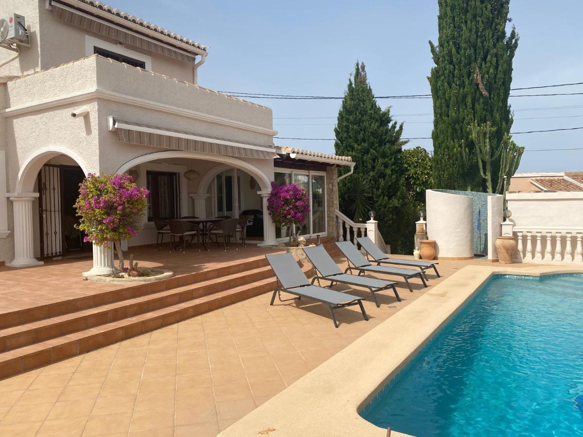 The Best Holiday Villa Калпе Екстериор снимка